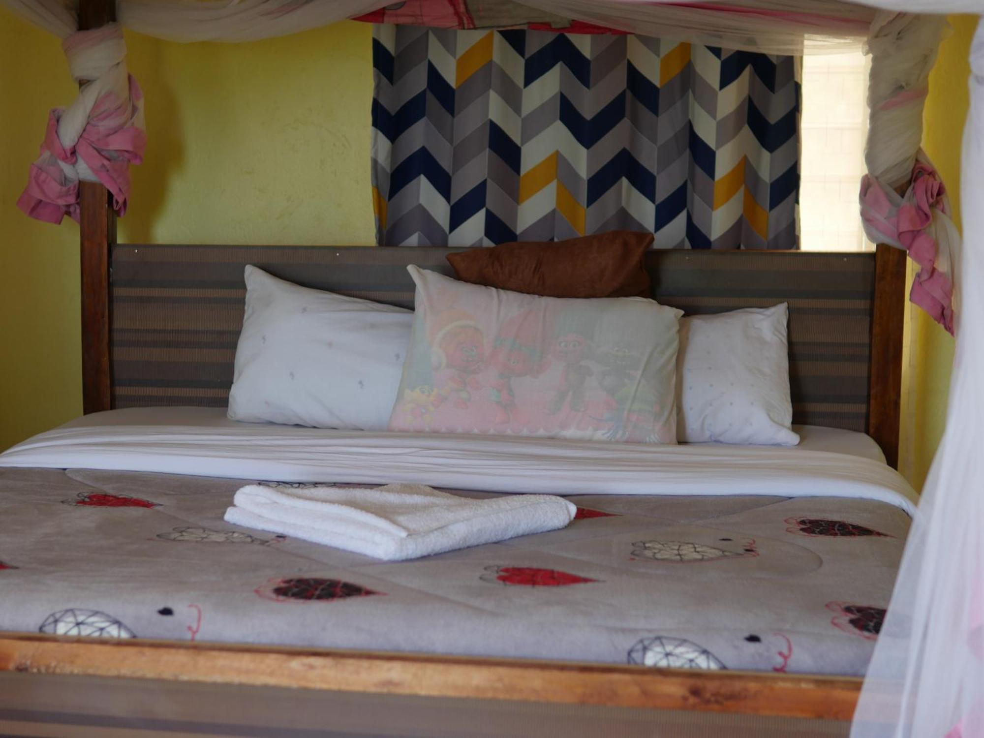 Tausa Tsavo Eco Lodge Voi Luaran gambar