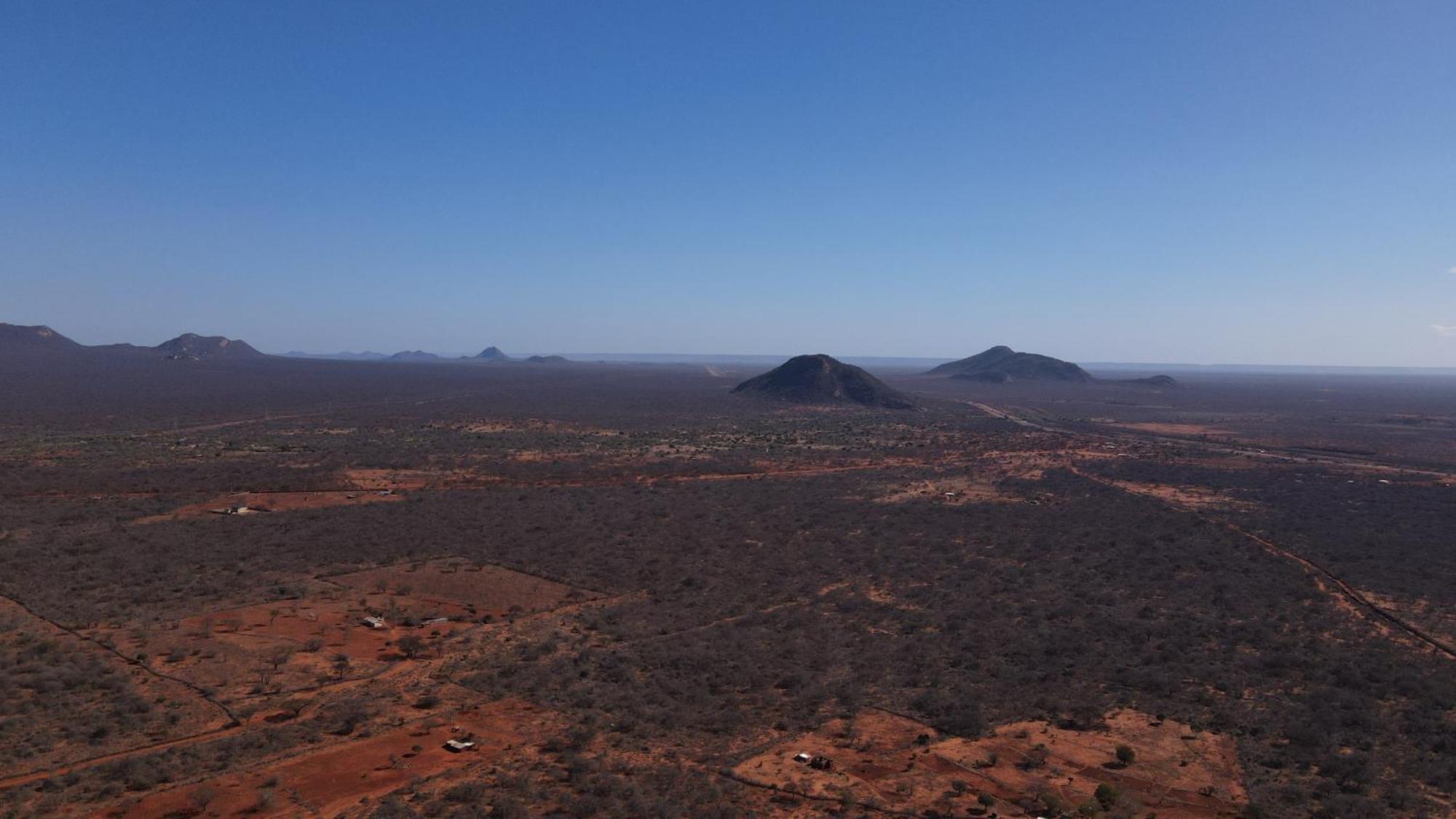 Tausa Tsavo Eco Lodge Voi Luaran gambar