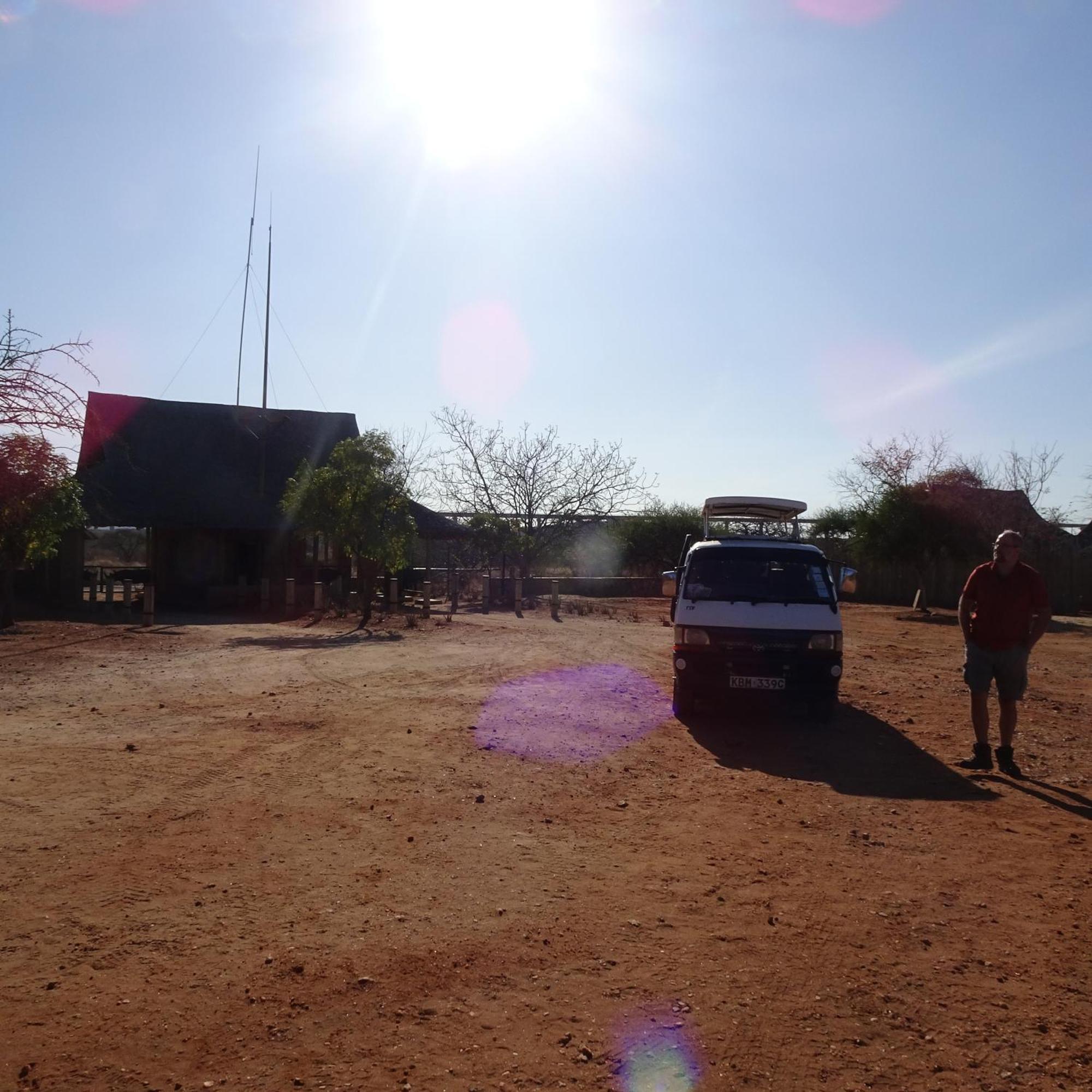 Tausa Tsavo Eco Lodge Voi Luaran gambar